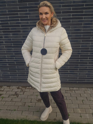 Kreminė striukė su kapišonu 